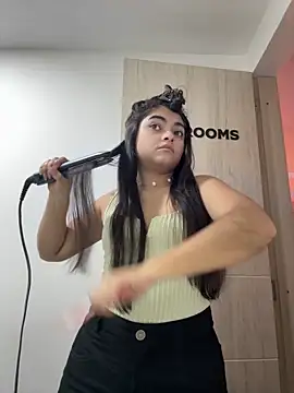 Snapshot of GiselOrtiz chatting on 09/24/25, 10:55 GiselOrtiz online show from 09/24/25, 10:55