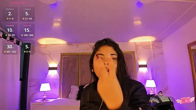 Snapshot of GiselOrtiz chatting on 11/30/25, 11:00 GiselOrtiz online show from 11/30/25, 11:00