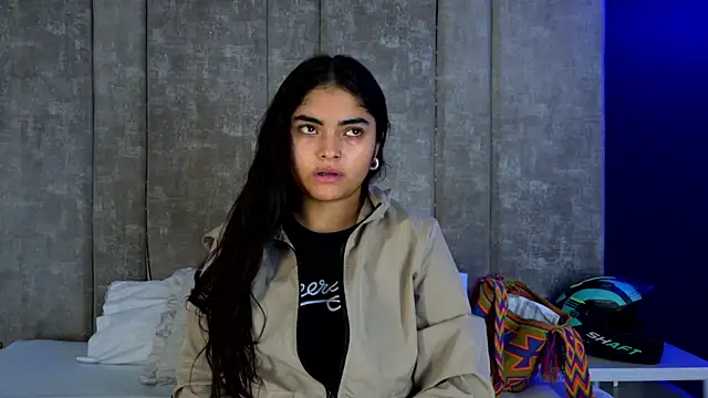 Snapshot of GiselOrtiz chatting on 11/14/25, 10:08 GiselOrtiz online show from 11/14/25, 10:08