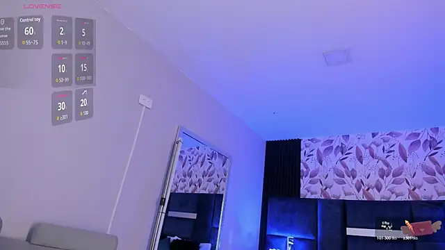 Snapshot of GiselOrtiz chatting on 10/19/25, 10:51 GiselOrtiz online show from 10/19/25, 10:51