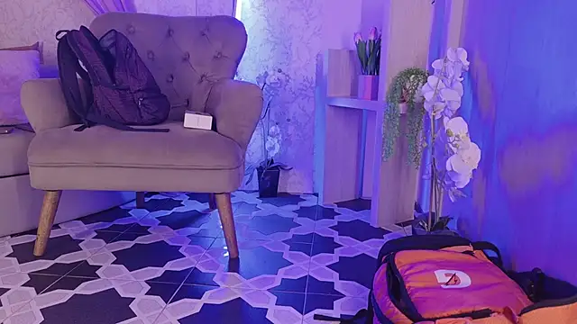 GiselOrtiz online show from 06/17/26, 10:25