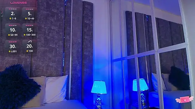 Snapshot of GiselOrtiz chatting on 09/23/25, 11:06 GiselOrtiz online show from 09/23/25, 11:06