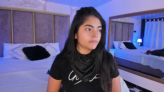 Snapshot of GiselOrtiz chatting on 12/16/25, 10:30 GiselOrtiz online show from 12/16/25, 10:30