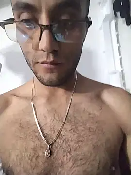 Danielitohot23cm online show from 11/25/25, 01:50