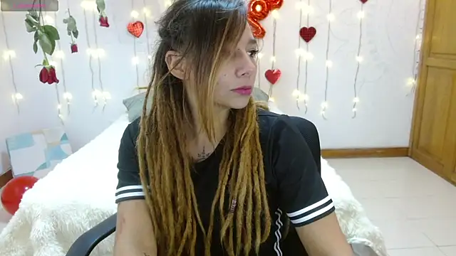 Natalia Sativa716 online show from 02/14/25, 10:58