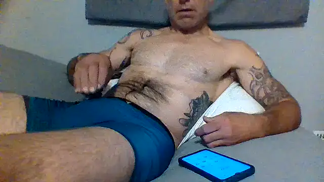 Pcsammy73 online show from 04/10/26, 03:08