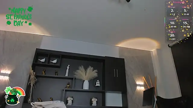 CorinneRusso online show from 03/18/25, 10:39