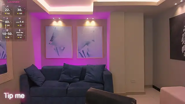 CorinneRusso online show from 04/05/26, 12:23