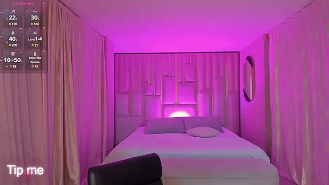 CorinneRusso online show from 03/12/26, 12:42