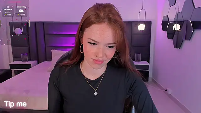 CorinneRusso online show from 01/15/26, 04:38