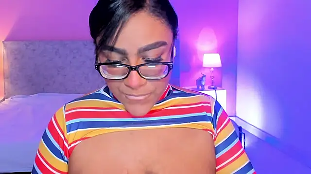 Snapshot of BlakmillerrGilson chatting on 10/23/25, 07:56 BlakmillerrGilson online show from 10/23/25, 07:56