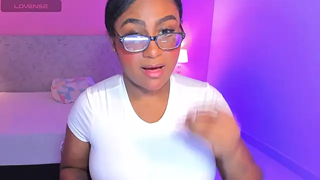 Snapshot of BlakmillerrGilson chatting on 11/22/25, 06:40 BlakmillerrGilson online show from 11/22/25, 06:40