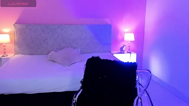 BlakmillerrGilson online show from 10/20/25, 07:47