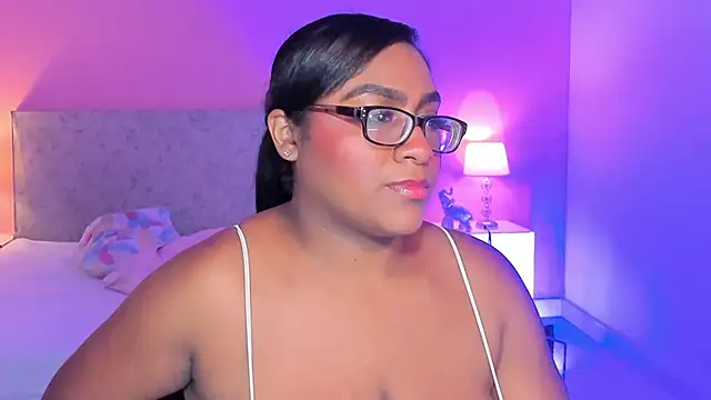 Snapshot of BlakmillerrGilson chatting on 11/12/25, 07:45 BlakmillerrGilson online show from 11/12/25, 07:45