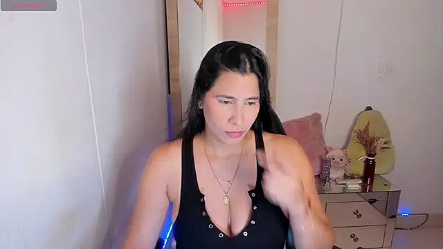 Snapshot of hellensexy chatting on 05/16/26, 09:58 hellensexy online show from 05/16/26, 09:58