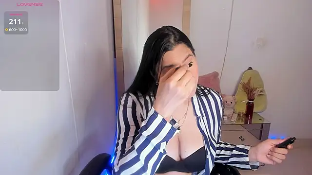 hellensexy online show from 03/01/26, 04:18