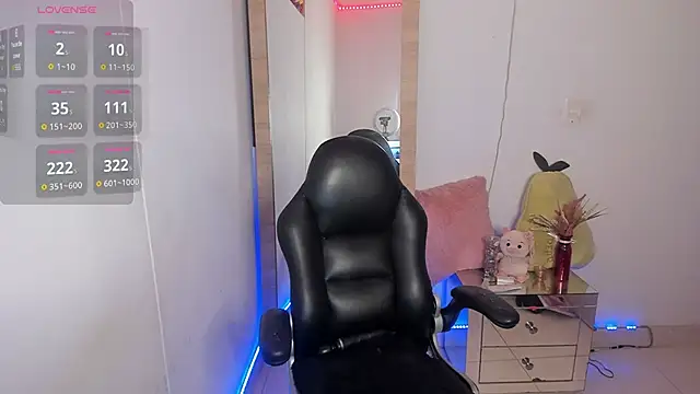 hellensexy online show from 09/18/25, 11:08