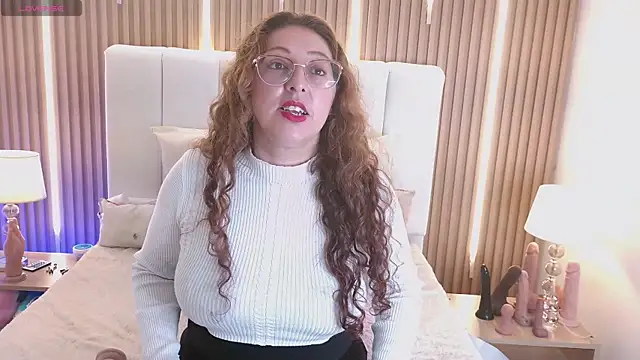 Snapshot of AnnadirtyXo chatting on 04/23/26, 05:03 AnnadirtyXo online show from 04/23/26, 05:03