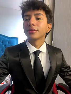 Snapshot of Leonarrrd_01 chatting on 11/01/25, 09:41 Leonarrrd 01 online show from 11/01/25, 09:41