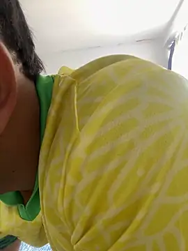 Snapshot of Leonarrrd_01 chatting on 02/26/25, 05:10 Leonarrrd 01 online show from 02/26/25, 05:10