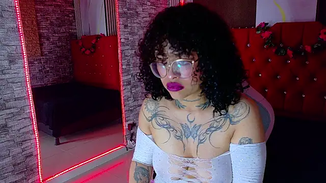 miahernadez303av online show from 03/05/26, 04:53