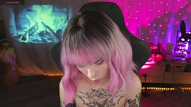 Kerry Kirk online show from 03/12/26, 11:20