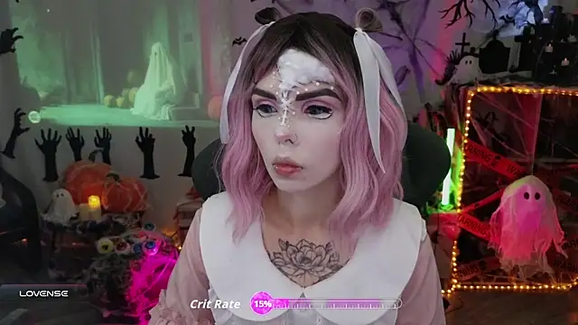 Kerry Kirk online show from 10/31/25, 08:16