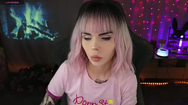 Kerry Kirk online show from 03/23/26, 10:42