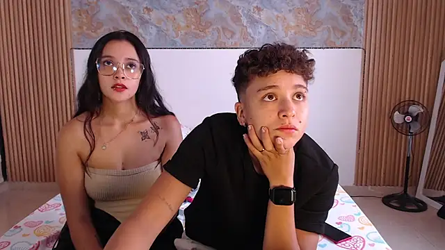 Snapshot of Antonella_Cruz02 chatting on 10/09/25, 01:33 Antonella Cruz02 online show from 10/09/25, 01:33