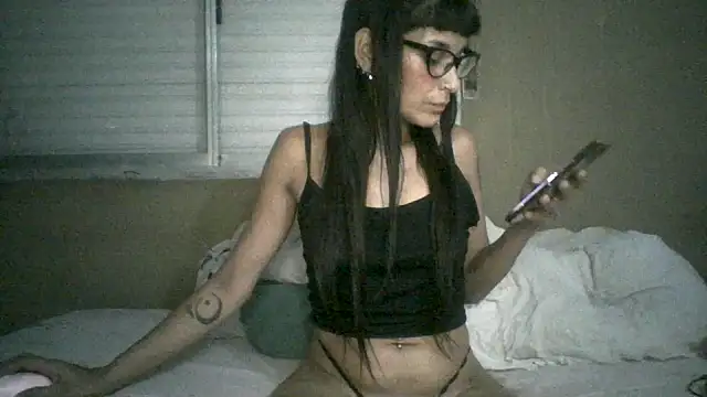 Snapshot of Sofii_floyd_ chatting on 12/19/24, 04:02 Sofii floyd online show from 12/19/24, 04:02