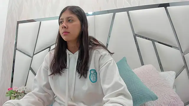  aurora18  online show from 02/27/26, 03:07