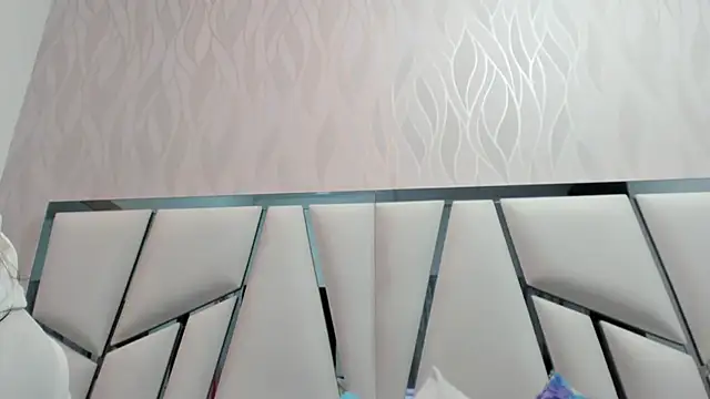  aurora18  online show from 02/10/26, 03:05