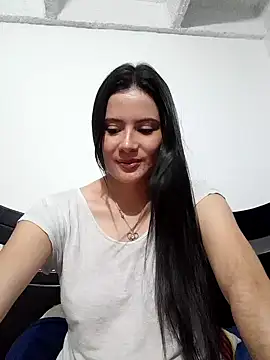 Zoe Clark  online show from 01/28/25, 04:39