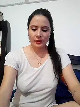 Zoe Clark  online show from 01/25/25, 06:57