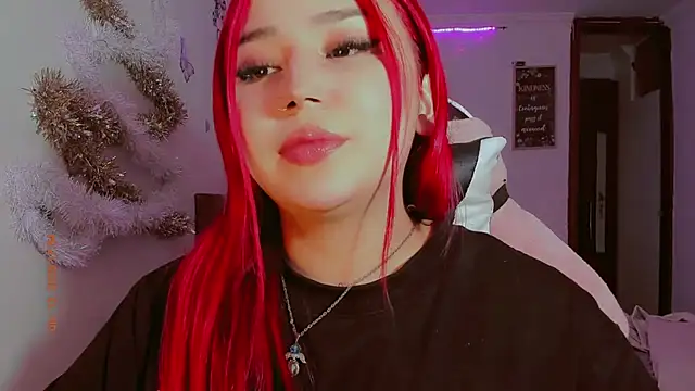 madisonx17 online show from 12/13/25, 09:21