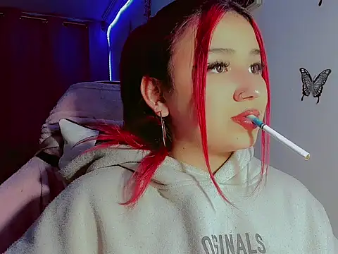 madisonx17 online show from 11/06/25, 12:14