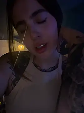 ValerieHilton online show from 02/21/25, 12:05