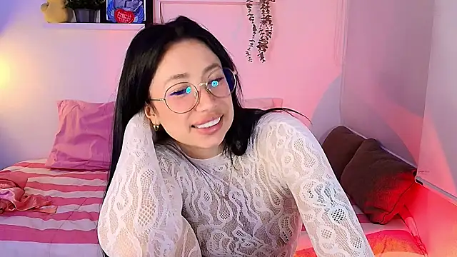 lilyy evanss online show from 03/10/26, 11:20