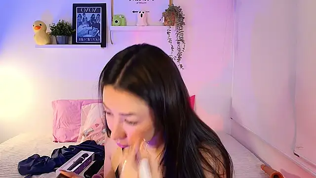 lilyy evanss online show from 11/22/25, 11:25