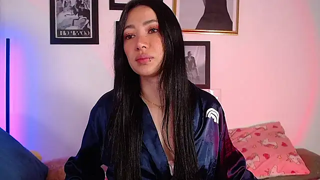 Snapshot of lilyy_evanss chatting on 01/13/25, 11:49 lilyy evanss online show from 01/13/25, 11:49