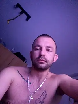 Snapshot of magicSeX4You chatting on 10/14/25, 09:47 magicSeX4You online show from 10/14/25, 09:47