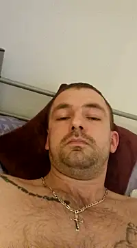 Snapshot of magicSeX4You chatting on 02/06/25, 02:37 magicSeX4You online show from 02/06/25, 02:37