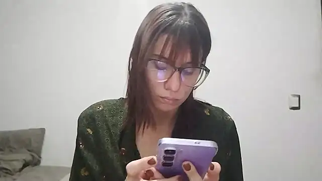 Snapshot of Luna-e-Franco1 chatting on 03/01/26, 12:10 Luna-e-Franco1 online show from 03/01/26, 12:10