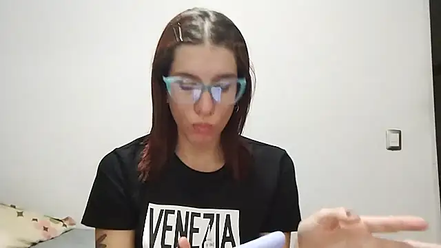 Snapshot of Luna-e-Franco1 chatting on 02/11/26, 11:59 Luna-e-Franco1 online show from 02/11/26, 11:59