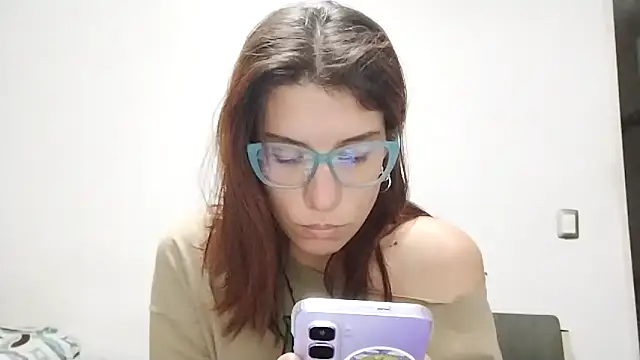 Snapshot of Luna-e-Franco1 chatting on 04/25/26, 10:51 Luna-e-Franco1 online show from 04/25/26, 10:51