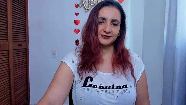 xulay11 online show from 10/26/25, 08:20