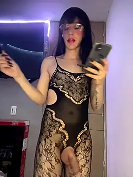 danielagh29 online show from 12/15/25, 06:30