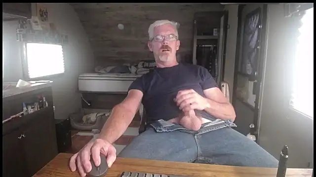 Snapshot of Di9ital069 chatting on 10/10/25, 05:36 Di9ital069 online show from 10/10/25, 05:36