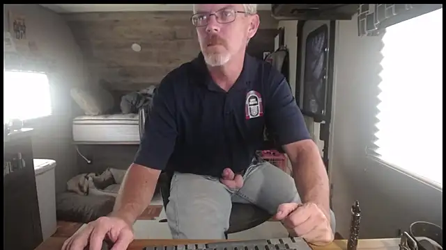 Di9ital069 online show from 10/25/25, 08:20