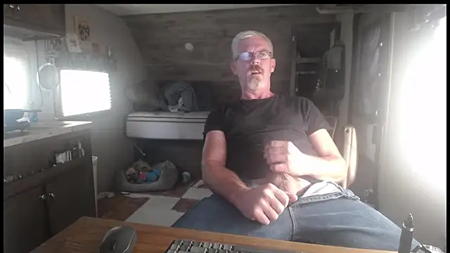 Snapshot of Di9ital069 chatting on 09/23/25, 04:03 Di9ital069 online show from 09/23/25, 04:03